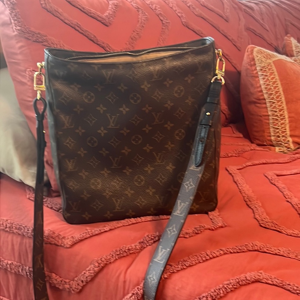 Louis Vuitton looping GM